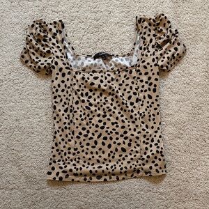 Lulu's Tan and Black Spotted Puff Sleeve Blouse